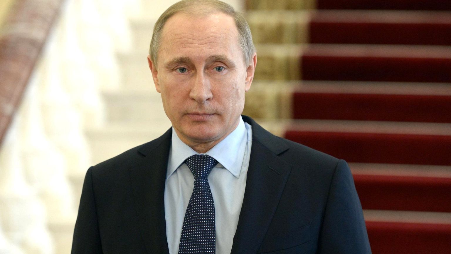Experten: "Putin will Merkel stürzen"