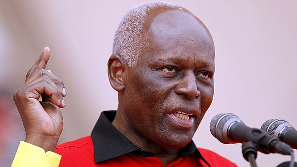 Angola: el presidente dos Santos anuncia su retiro de la actividad política en 2018, tras casi cuatro décadas en el poder Angola: el presidente dos Santos anuncia su retiro de la actividad política en 2018, tras casi cuatro décadas en el poder