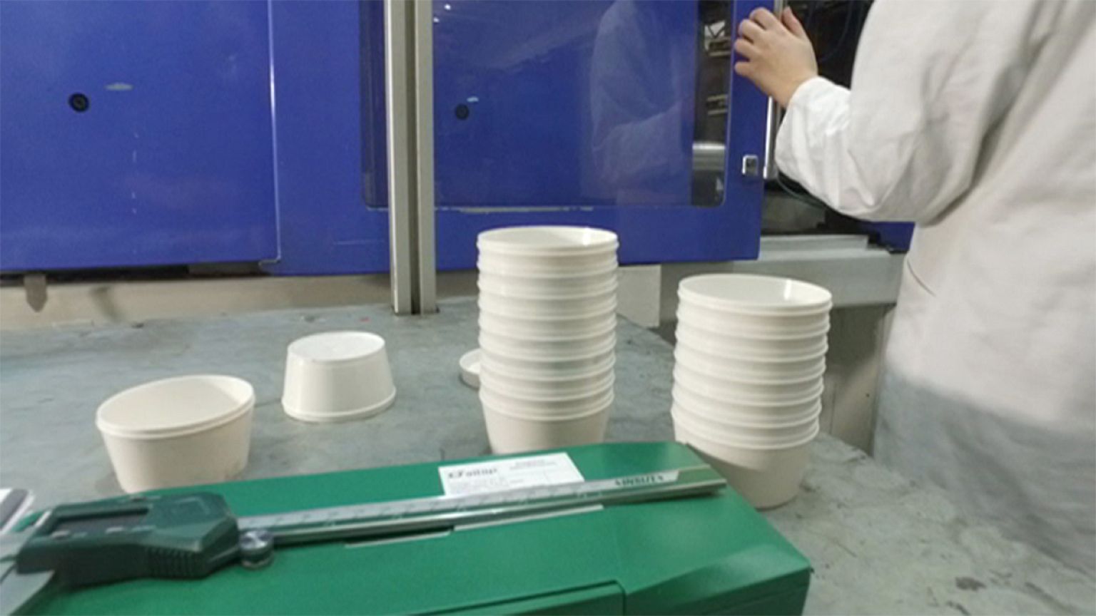 Takeaway: eco-friendly plastics