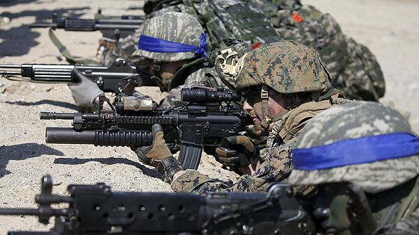 Kräftemessen in Korea: Süden übt Landevorgang, Norden testet Raketen Kräftemessen in Korea: Süden übt Landevorgang, Norden testet Raketen