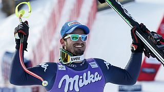الإيطالي دومينيك باريس يفوز بمرحلة كفيتفيل للتزلج الألبي