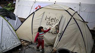 أوضاع اللاجئين في مخيم ايدوميني تزداد سوءا