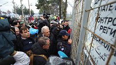 Επίσκεψη Δ. Αβραμόπουλου, Μ. Σχοινά και Γ.Μουζάλα στον καταυλισμό της Ειδομένης