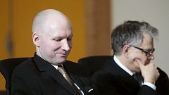 Norwegen: Anders Behring Breivik klagt auf bessere Haftbedingungen