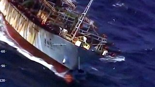 Argentine coastguard sinks illegal Chinese trawler