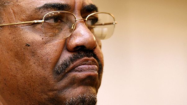 Güney Afrika'da yüksek yargıdan el-Beşir kararı Güney Afrika'da yüksek yargıdan el-Beşir kararı