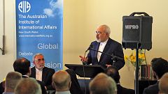 ظریف: تحریم تحصیل از آخرین تحریم‌هایی بود که توانستیم برداریم
