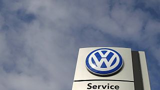 A helyi autódílert perelte egy vevő a VW-botrány miatt