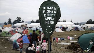 Banges Warten in Idomeni, erste Impfungen gegen Hepatitis