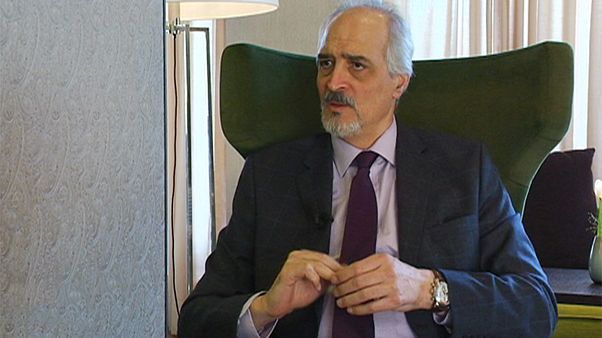 Beşar Cefari: "Suriye'de Körfez ülkelerinin kirli paralarıyla satın alınmış yabancı teröristler var" Beşar Cefari: "Suriye'de Körfez ülkelerinin kirli paralarıyla satın alınmış yabancı teröristler var"