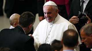 Pope Francis proves a hit on Instagram