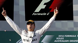 Rosberg gewinnt Saisonauftakt der Formel 1 - Rossi bleibt bis 2018 bei Yamaha