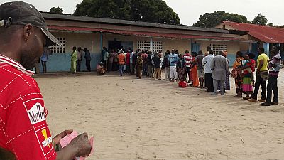Coupés du reste du monde, les Congolais ont voté pour ou contre Sassou Nguesso