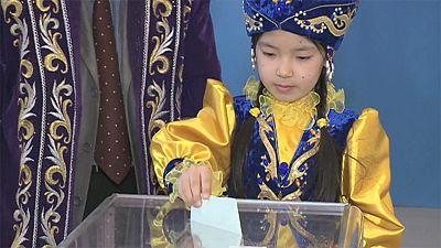 Scènes de vote au Kazakhstan