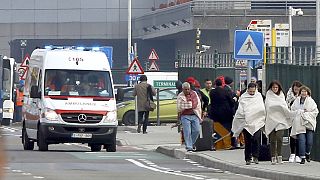 Bruxelas: Testemunhas contam momentos de pânico no aeroporto