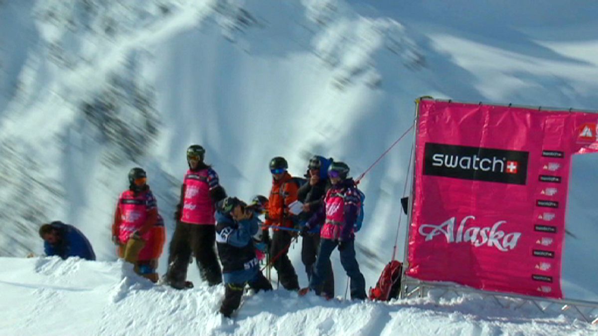 Ελεύθερο σκι - snowboard: Μαγικές εικόνες από Αλάσκα