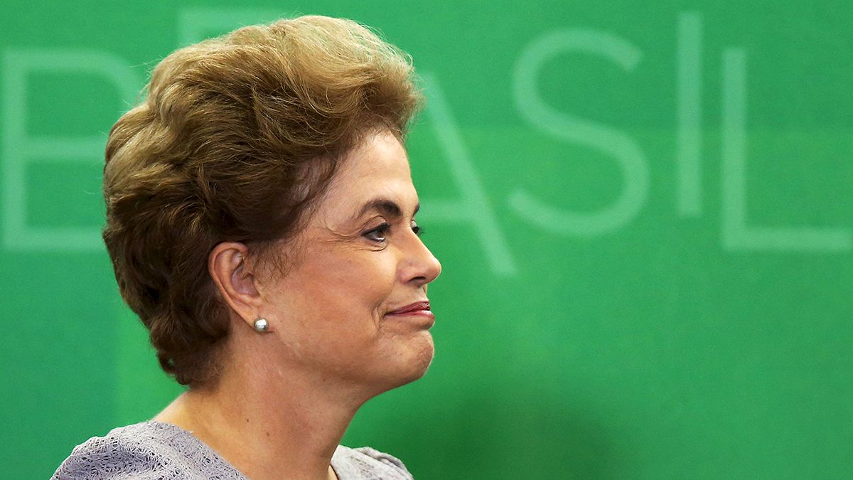 Brasile, Rousseff: "Non mi dimetterò mai"