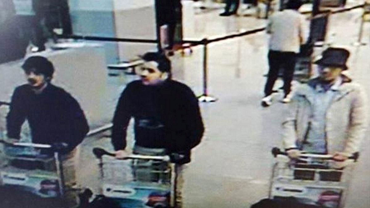 اعتداءات بروكسل: نفي خبر اعتقال نجيم لعشراوي والكشف عن هوية انتحاريين