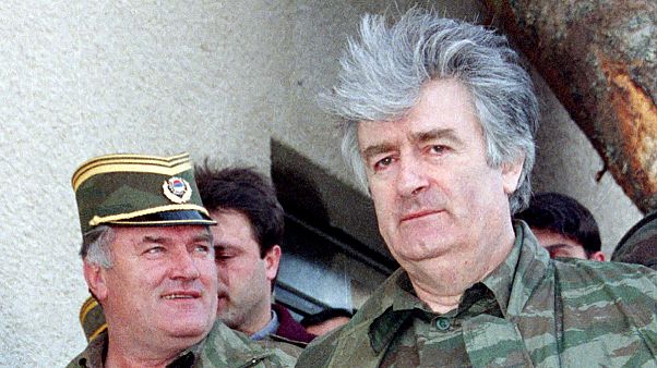Karadziç: "Kahraman mı yoksa acımasız bir katil mi?" Karadziç: "Kahraman mı yoksa acımasız bir katil mi?"