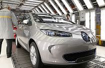 Renault 10 binden fazla elektrikli model Zoe aracını geri çağıracak