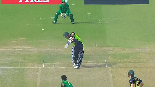 Kriket: Pakistan'dan T 20'ye erken veda Kriket: Pakistan'dan T 20'ye erken veda