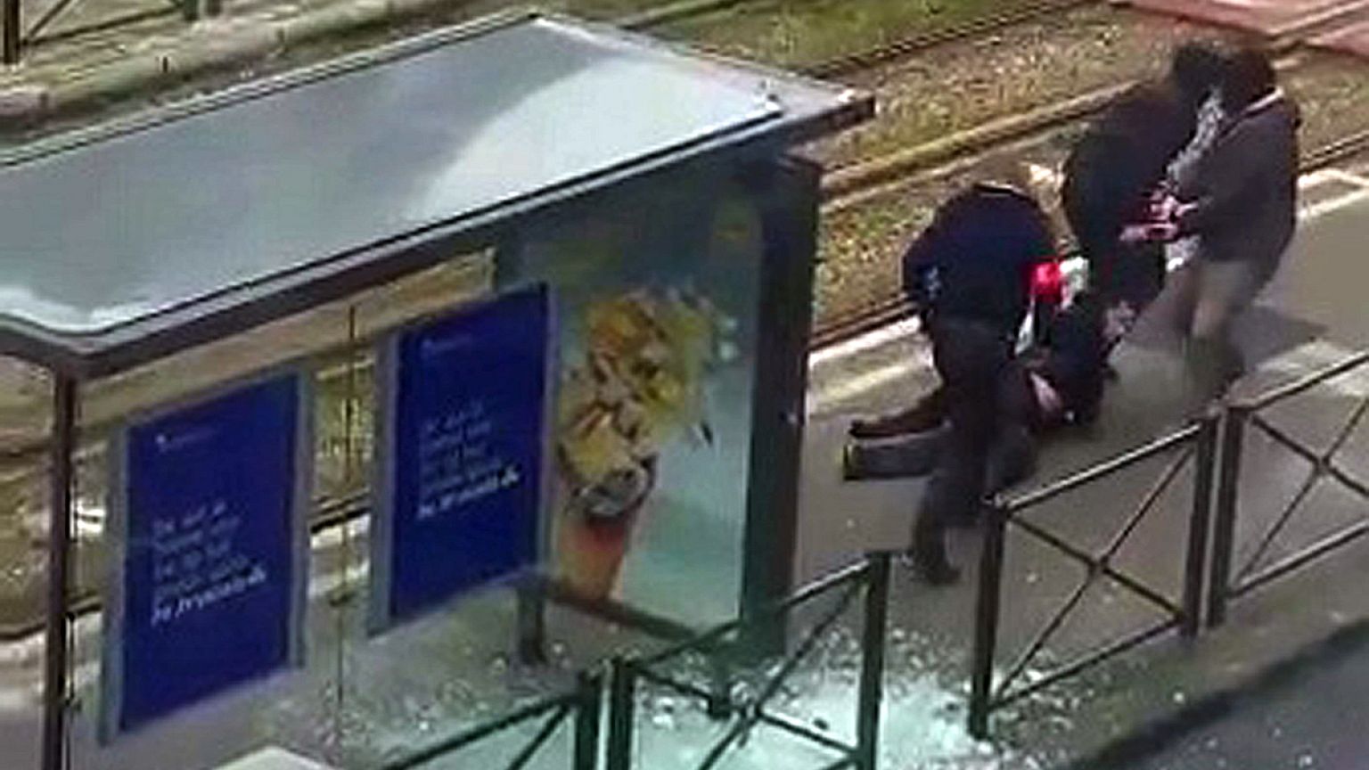 Altri tre arresti vicino a Bruxelles: "Legame con il blitz vicino a Parigi"