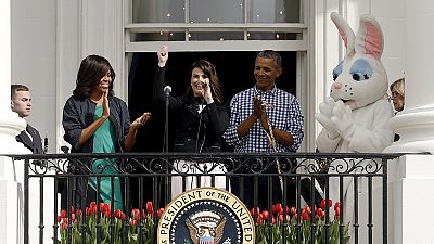 اوباما وعقيلته يحتفلان مع الأطفال في حديقة البيت الأبيض بمناسبة عيد الفصح