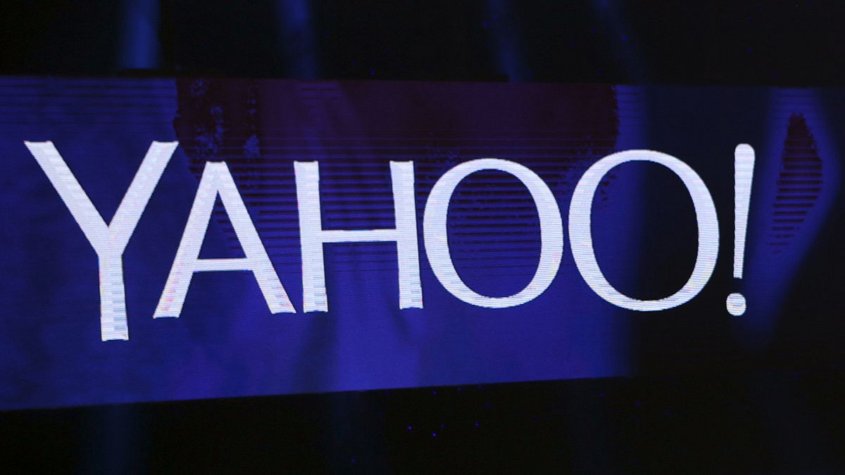 Η αντίστροφη μέτρηση για την πώληση της Yahoo άρχισε