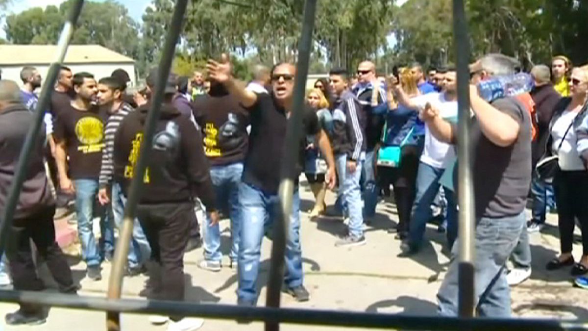 Supporters gather as Israeli soldier appears in court