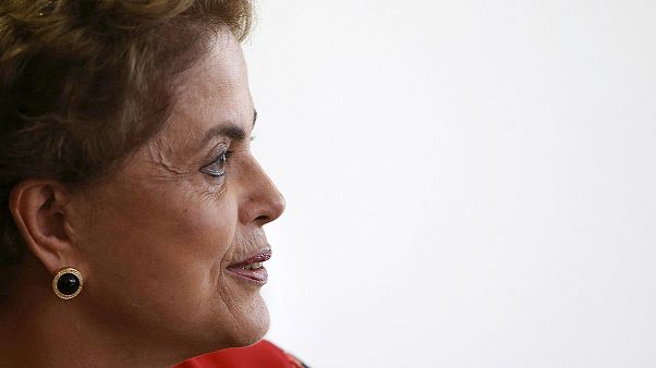 Brasil: Dilma Rousseff, en el filo de la navaja Brasil: Dilma Rousseff, en el filo de la navaja