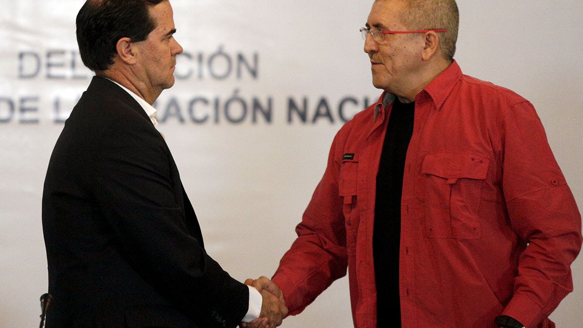 Kolombiya hükümeti ile Ulusal Kurtuluş Ordusu barış görüşmelerine başlıyor