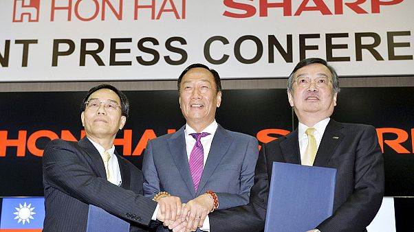Foxconn completa aquisição de 66% da Sharp Foxconn completa aquisição de 66% da Sharp