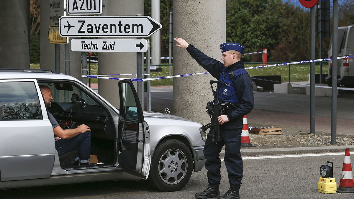 Аэропорт Брюсселя: первые после теракта рейсы