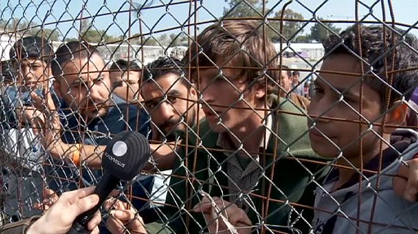 Menekülők ezreinek kell visszatérnie Törökországba Menekülők ezreinek kell visszatérnie Törökországba