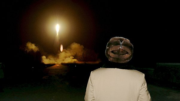 Резиденция президента Южной Кореи разрушена: видео "сделано в КНДР" Резиденция президента Южной Кореи разрушена: видео "сделано в КНДР"