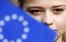 Holanda: "Não" pode vencer referendo sobre a Ucrânia