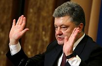 الرئيس الأوكراني ينأى بنفسه عن فضيحة أوراق بنما
