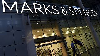 Продажи Marks & Spencer падают