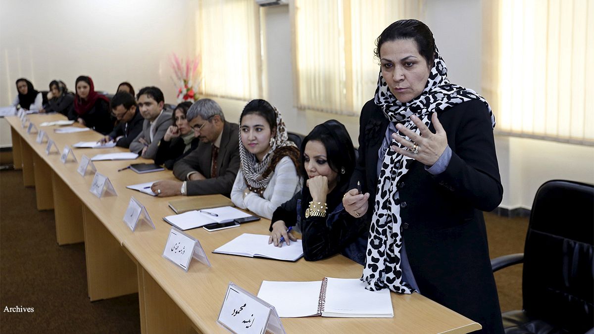 دیروز سنگ، امروز گفتمان، تجربه زنان از خارج برگشته در افغانستان