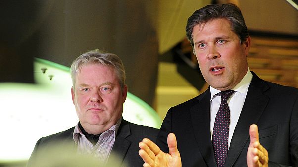 Iceland: protesters call for more resignations as government forms new Cabinet Iceland: protesters call for more resignations as government forms new Cabinet