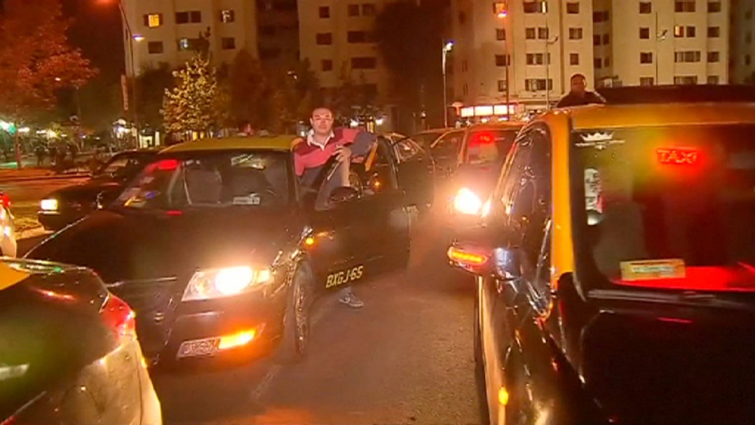 Los taxistas chilenos en pie de guerra contra Uber