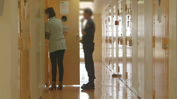 Fransa'da mahkumlardaki yüksek intihar oranı Fransa'da mahkumlardaki yüksek intihar oranı