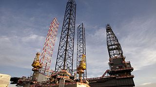 Нефть дорожает в надежде на рост потребления