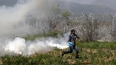 Idomeni: Flugblattaktion provoziert weiteren Stürmungsversuch auf mazedonische Grenze