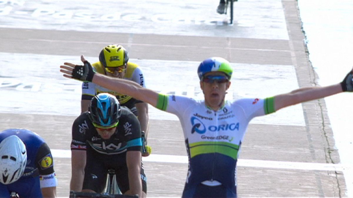 Mat Hayman gana la París-Roubaix en una final de infarto