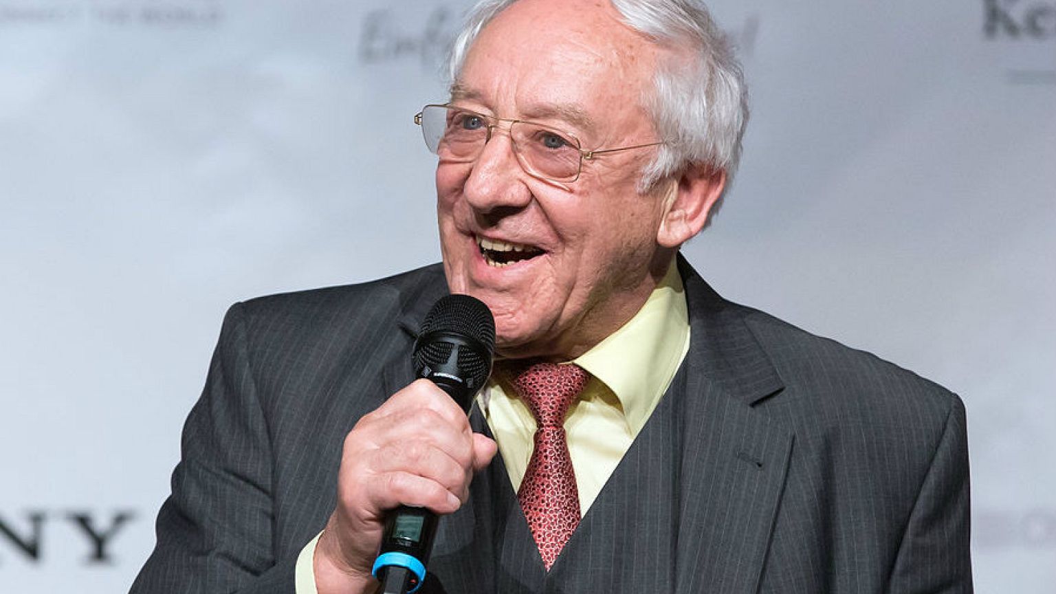 Spott-Lied: Dieter Hallervorden stimmt in Chor der Erdogan-Kritiker ein