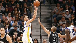 Basquetebol: Warrrios batem San Antonio Spurs em casa por 92-86