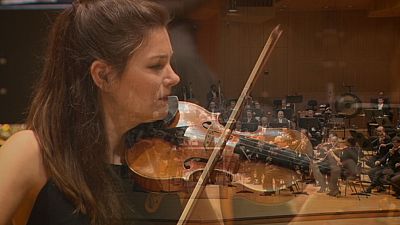 The enthralling colourful timbres of Dutch violin virtuoso Janine Jansen