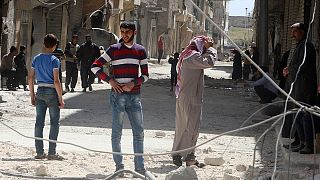 Los combates continúan en Siria en la víspera de sus primeras elecciones desde el inicio de la guerra