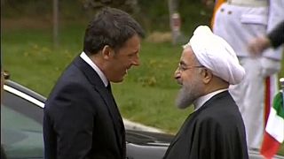 El primer ministro italiano Matteo Renzi visita Teherán para relanzar los acuerdos comerciales